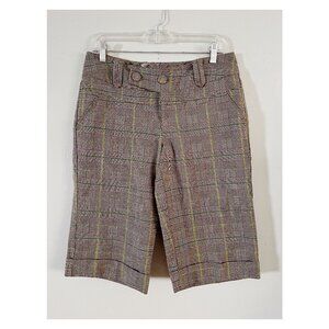 VTG DKNY Sz 8 Y2K Low Rise Knee Length Shorts Brown and Green Glen Plaid